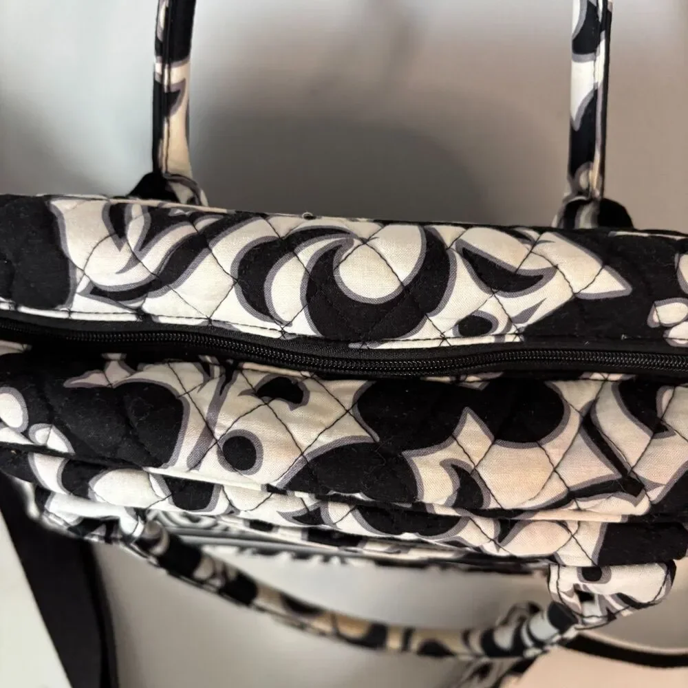 Vera Bradley Metropolitan Night & Day Laptop Diaper Bag Black White Full Zip